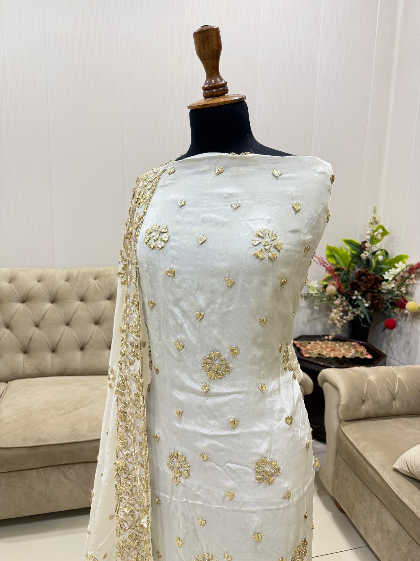 Trending Tilla Gota Work Medium Silk 2pc Suit – Premium Festive Wear