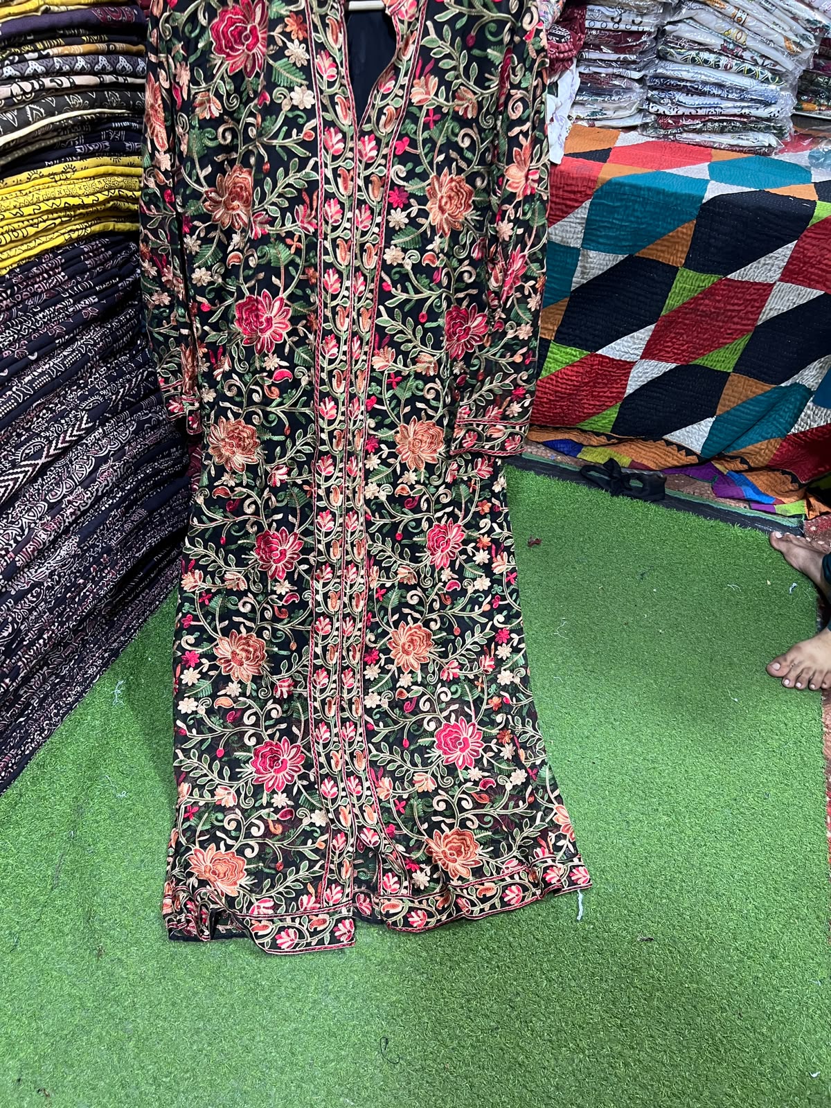 Elegant Gulabkari Chiffon Kaftan with Lining | Fully Embroidered Both Sides