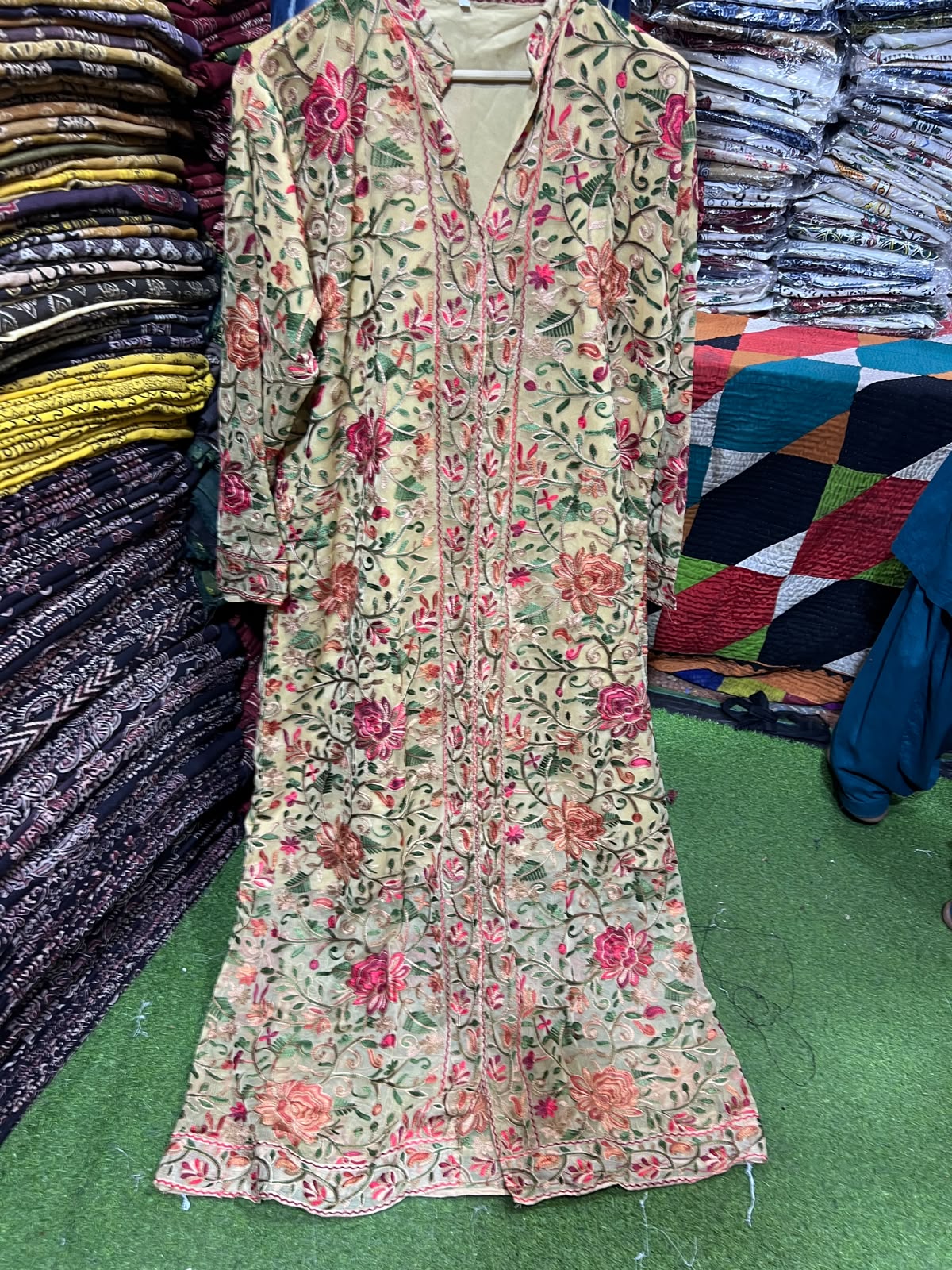 Elegant Gulabkari Chiffon Kaftan with Lining | Fully Embroidered Both Sides