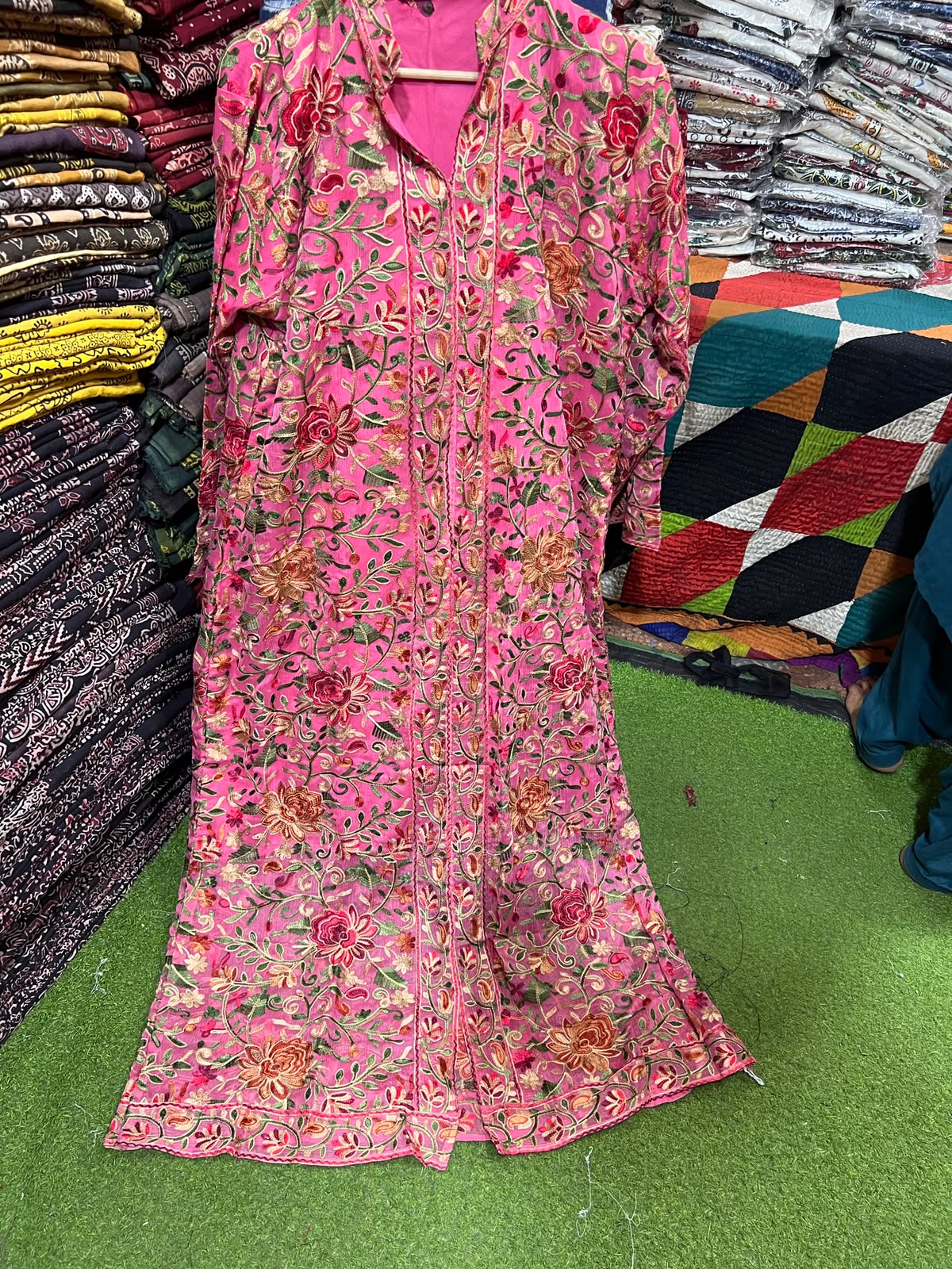 Elegant Gulabkari Chiffon Kaftan with Lining | Fully Embroidered Both Sides