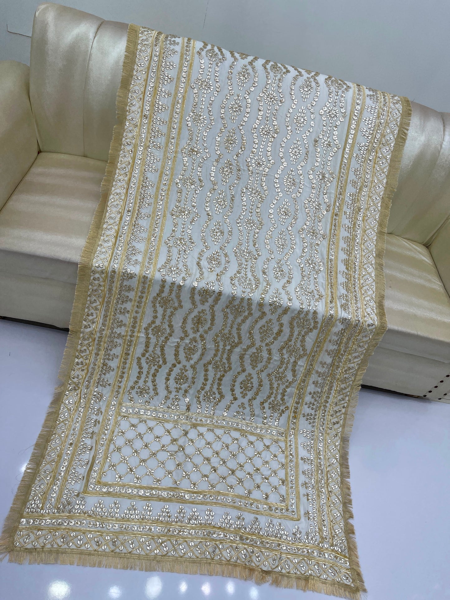 Handcrafted Tamba Tilla & Gotta Jaal Pure Samooz Silk Shawl | Dyeable New Design