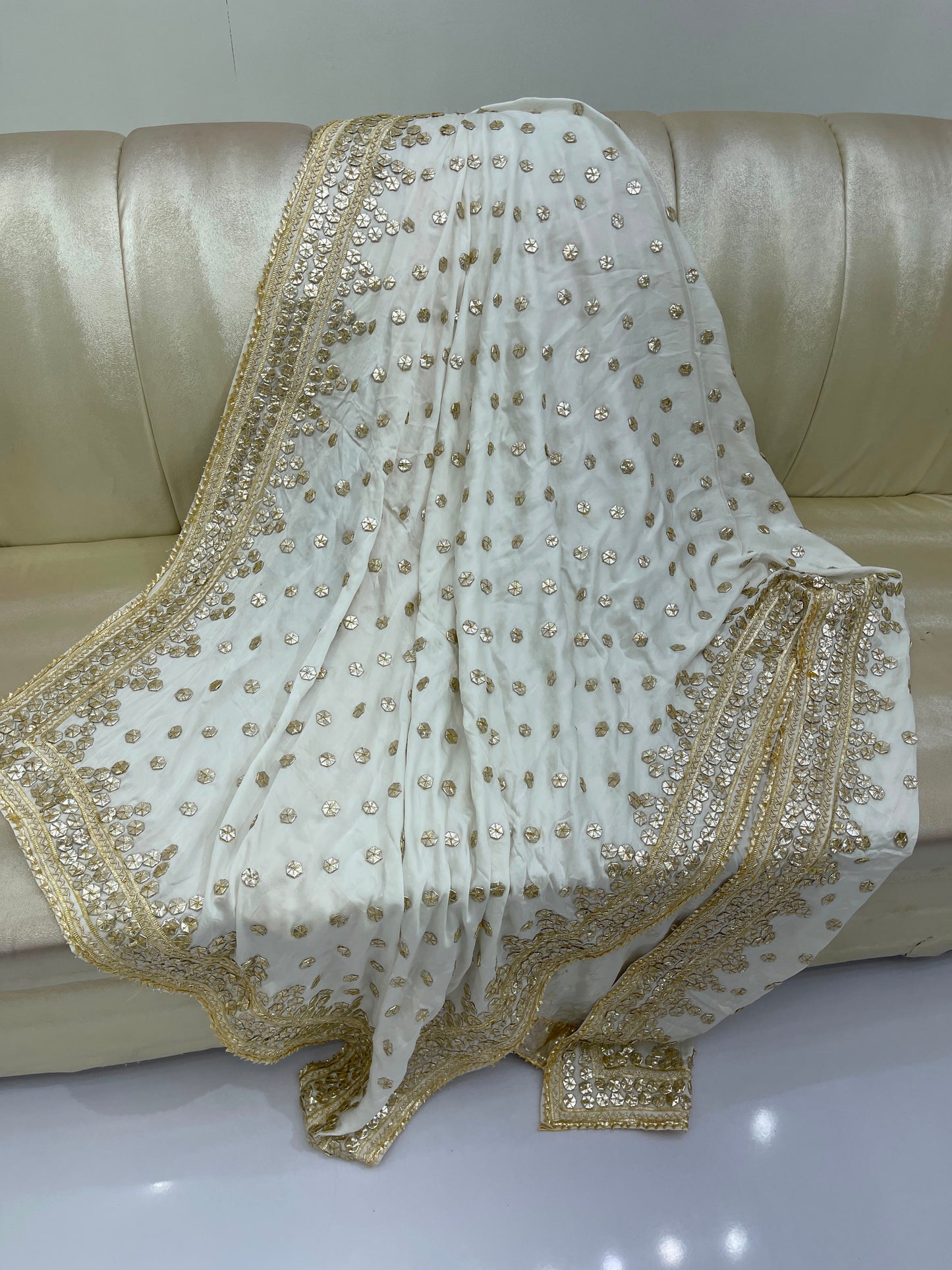 Handcrafted Tamba Tilla & Gotta Jaal Pure Samooz Silk Shawl | Dyeable New Design