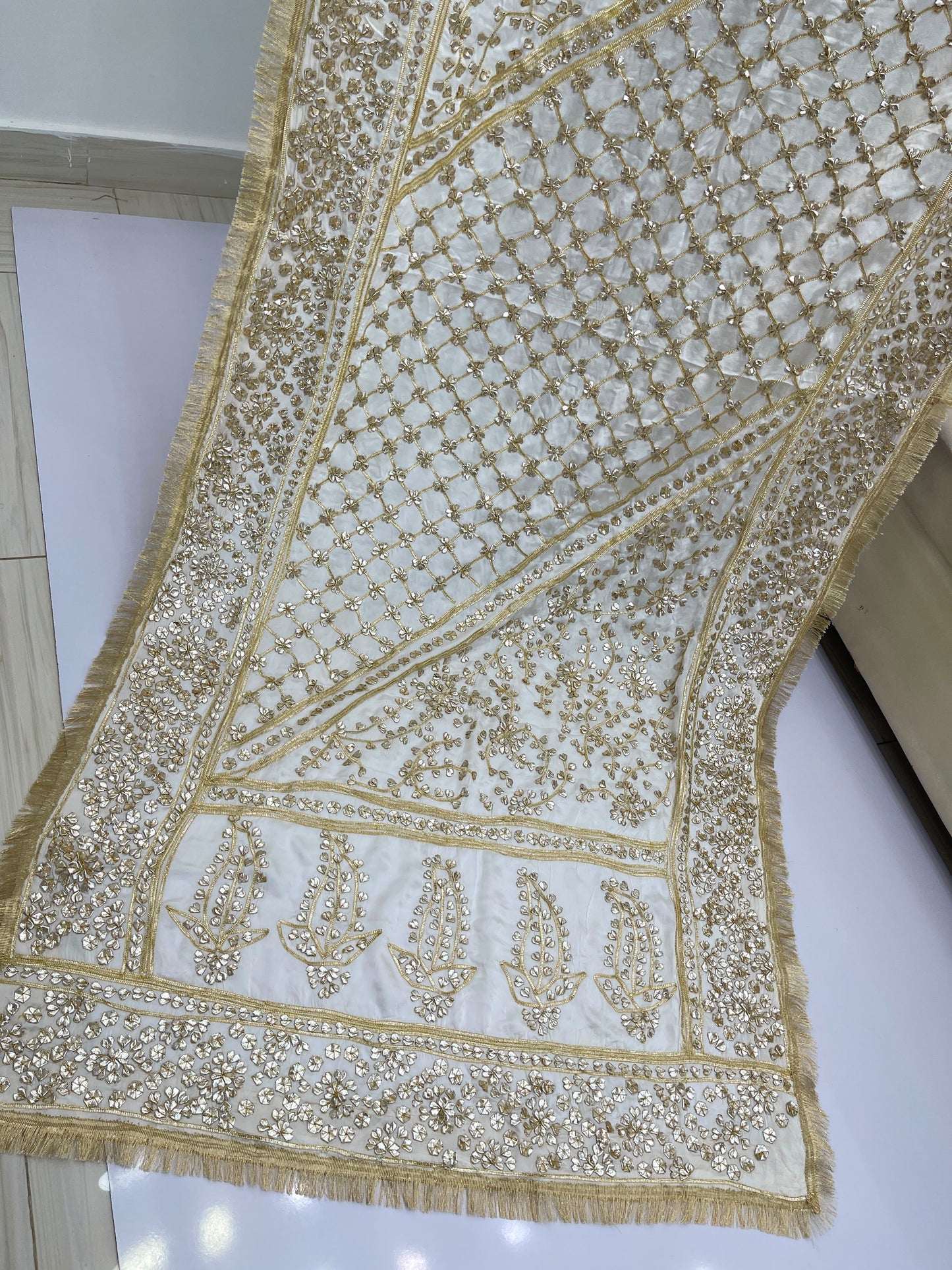 Handcrafted Tamba Tilla & Gotta Jaal Pure Samooz Silk Shawl | Dyeable New Design