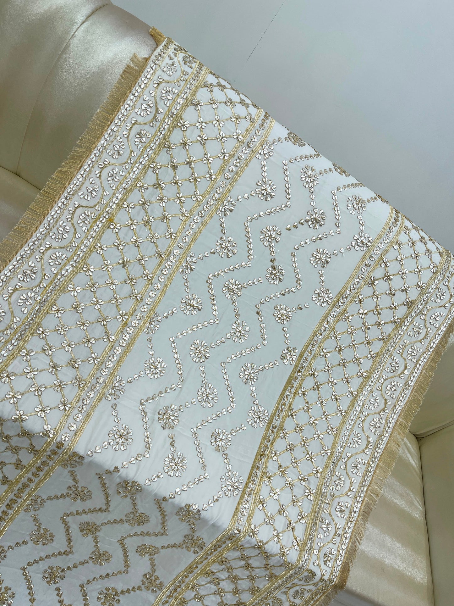 Handcrafted Tamba Tilla & Gotta Jaal Pure Samooz Silk Shawl | Dyeable New Design